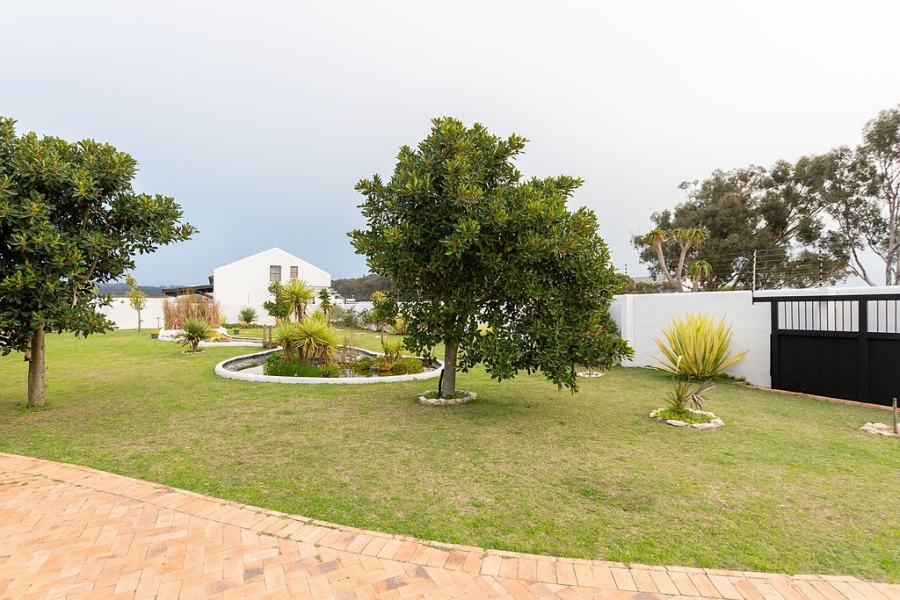 To Let 4 Bedroom Property for Rent in Long Acres Country Estate Western Cape